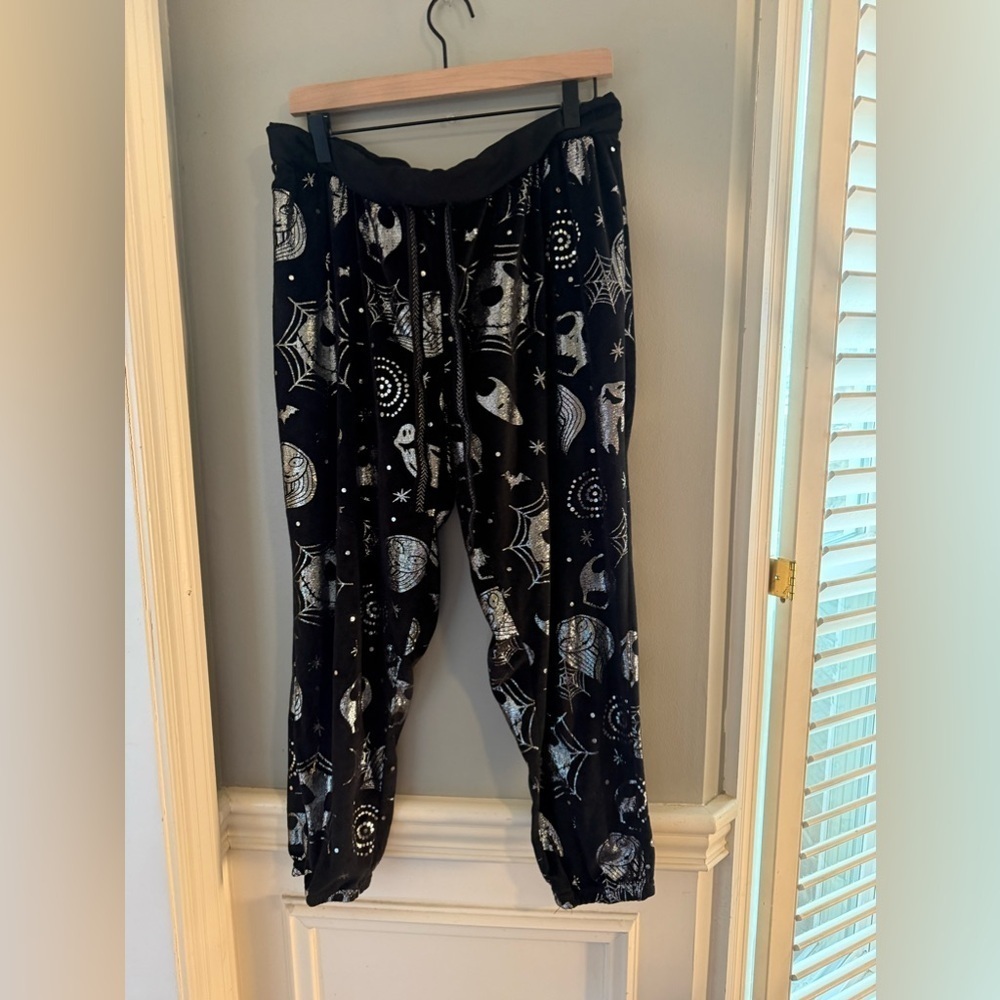 Disney Nightmare Before Christmas Black and Silver  Pajama Pants